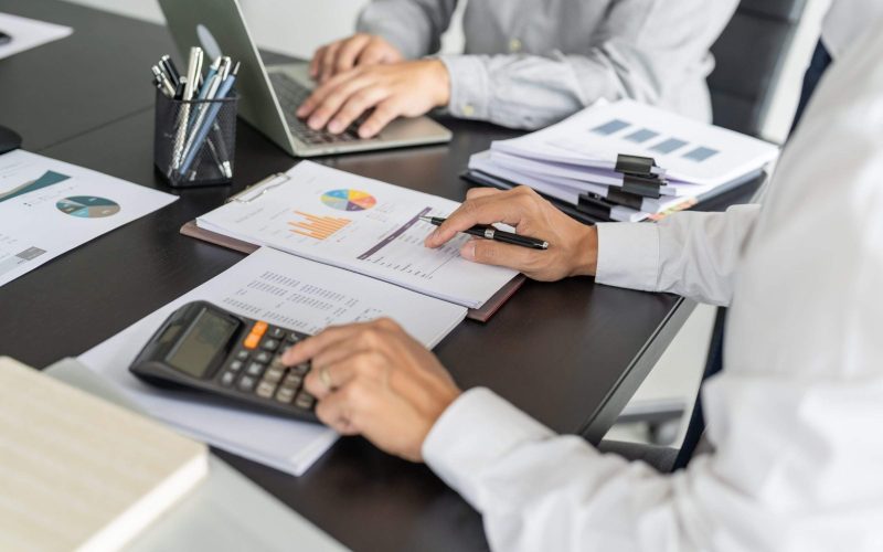 auditor or internal revenue service staff busines 2023 11 27 05 17 27 utc min scaled